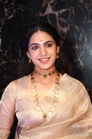 Deepa Thomas Radiates Pure Ethnic Charm